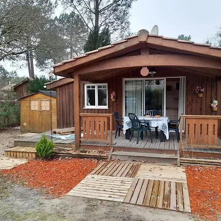 Chalet 3 Pieces, 2 *